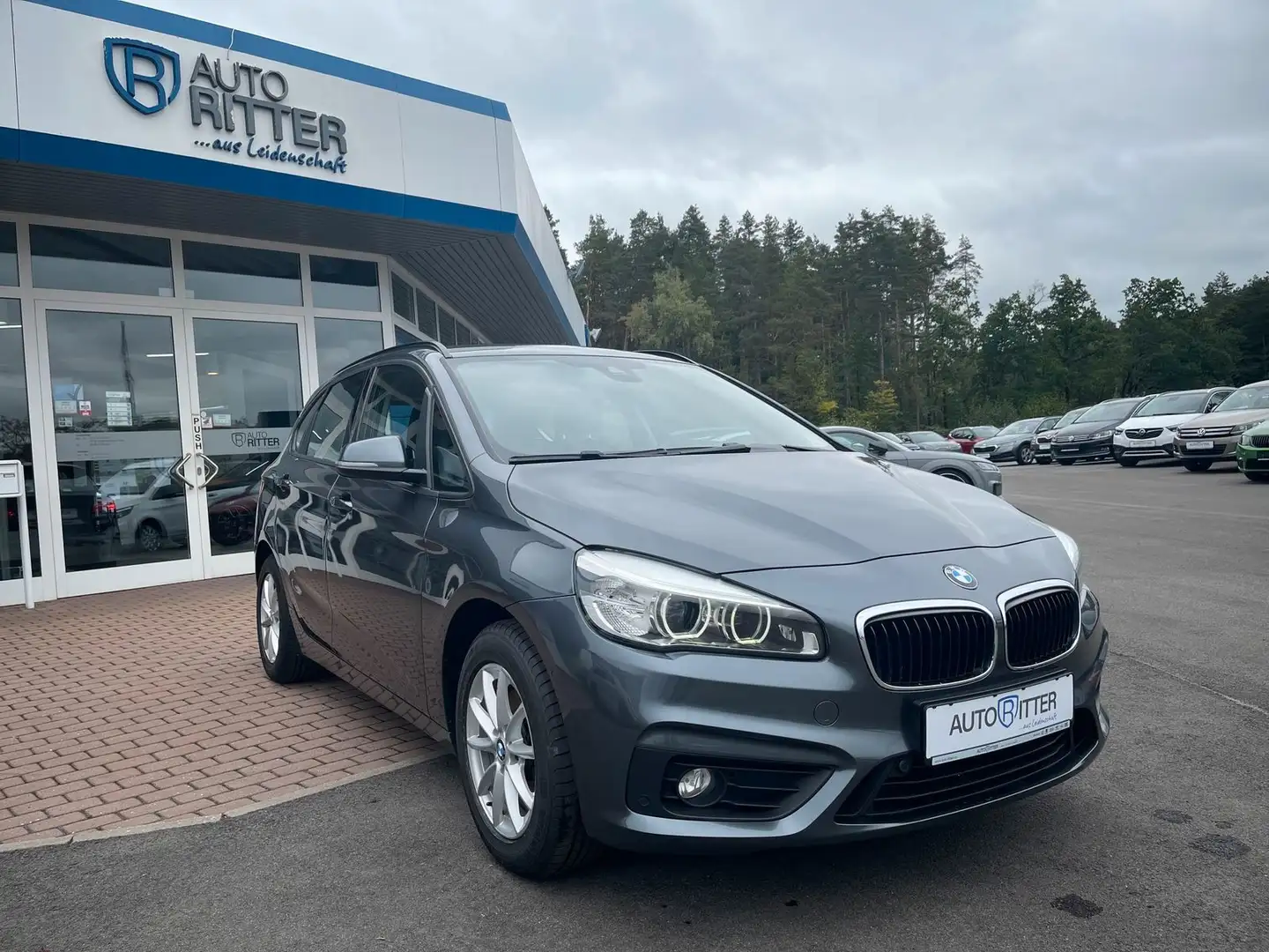 BMW 218 Navigation+AHK+Kamera Grijs - 1