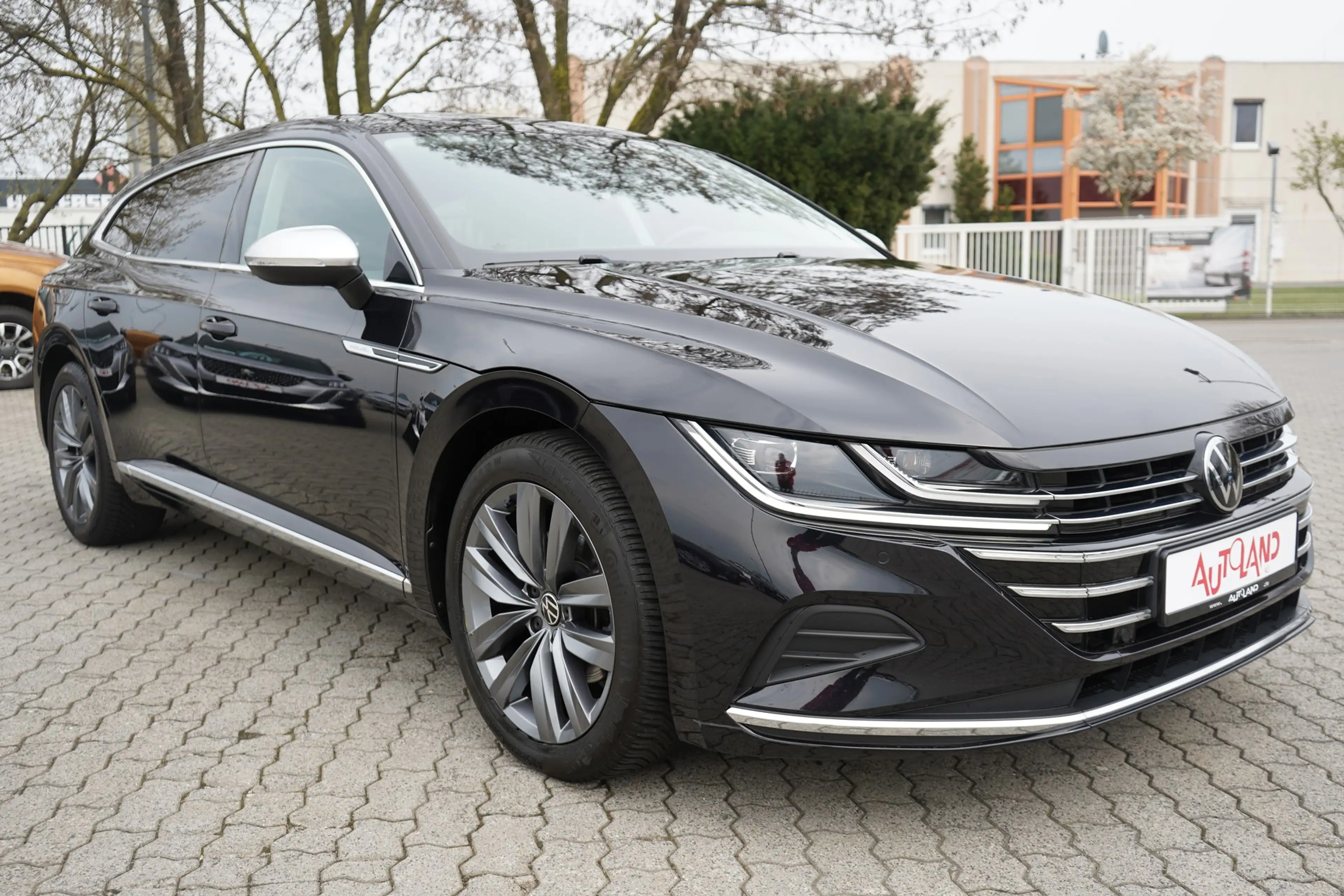 Volkswagen Arteon SB 2.0 TSI DSG AHK LED Kamera Navi — photo 3
