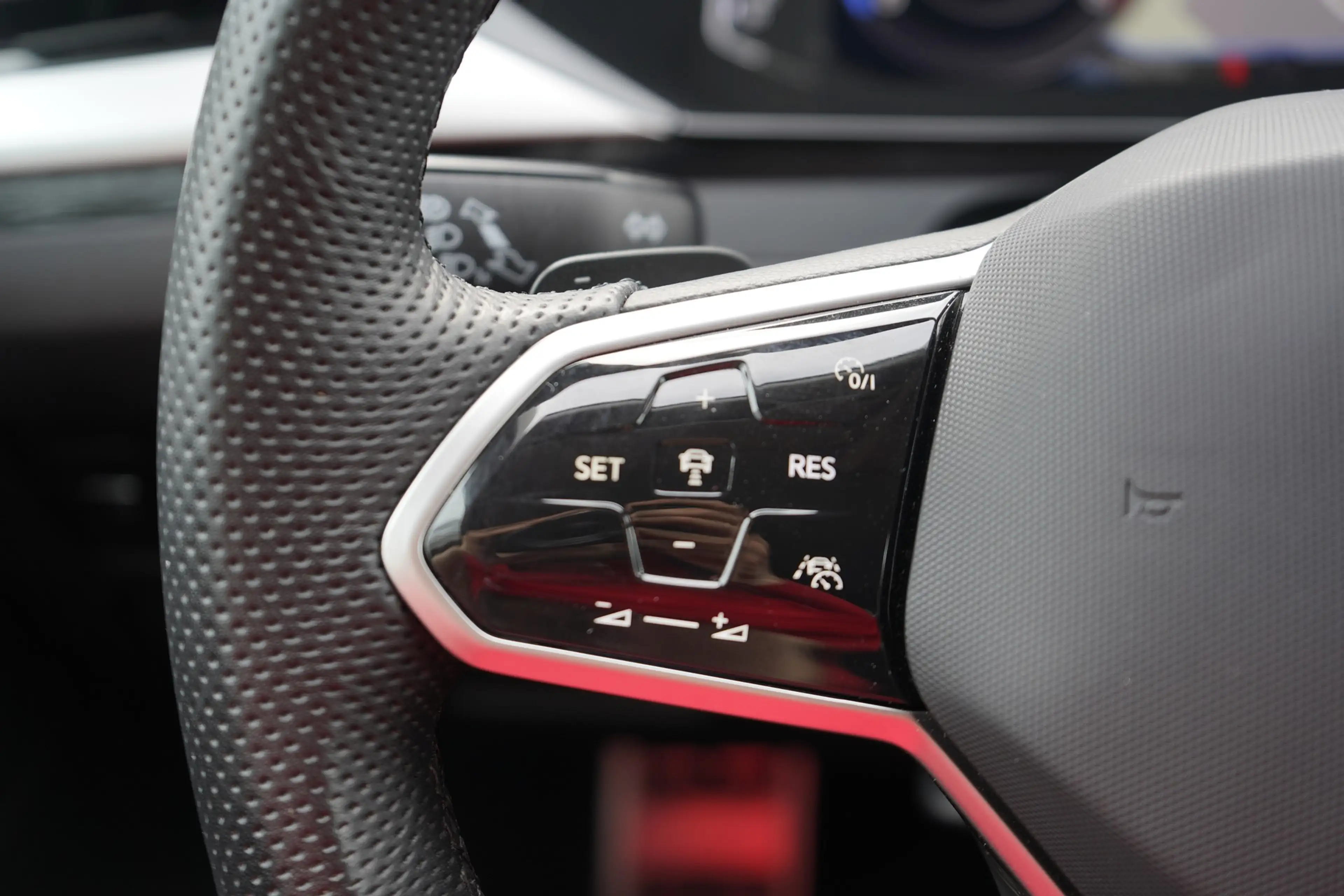 Volkswagen Arteon SB 2.0 TSI DSG AHK LED Kamera Navi — photo 11