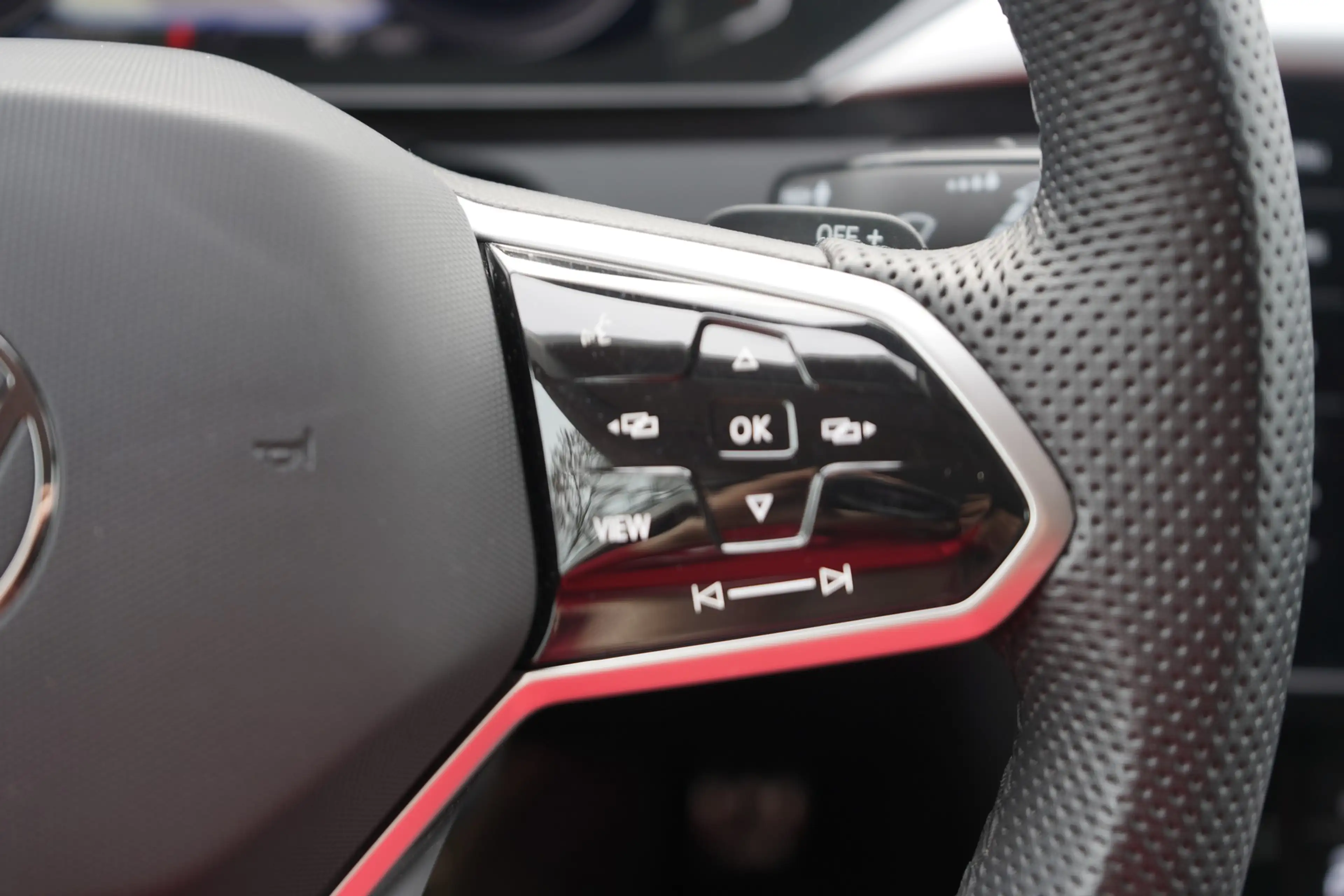 Volkswagen Arteon SB 2.0 TSI DSG AHK LED Kamera Navi — photo 12