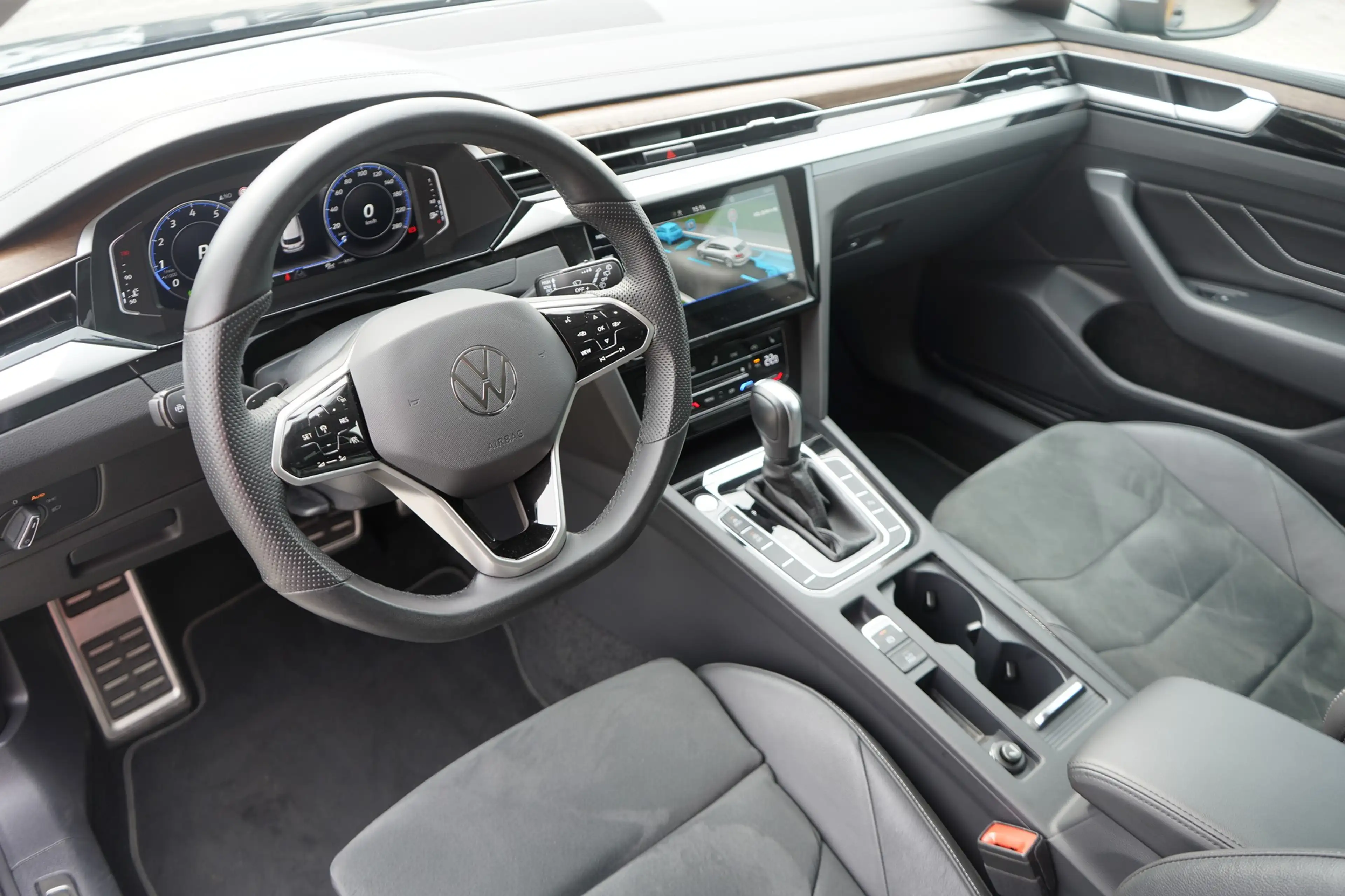 Volkswagen Arteon SB 2.0 TSI DSG AHK LED Kamera Navi — photo 7
