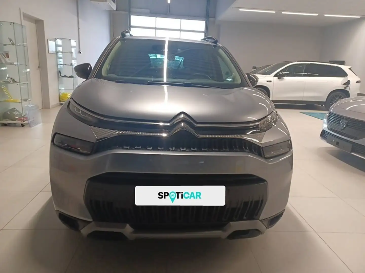 Citroen C3 Aircross 1.2 PureTech 110 S&S MAN6 Feel Šedá - 2