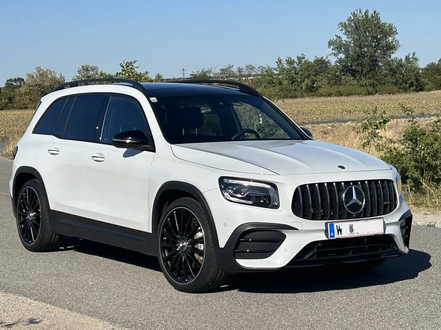 Mercedes-Benz GLB 35 AMG GLB AMG 35 4MATIC Aut. Weiß - 1