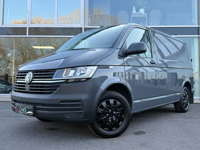 Volkswagen T6.1 Transporter AUTOMAAT / CARPLAY / CRUISECONTROL / SENSOREN /