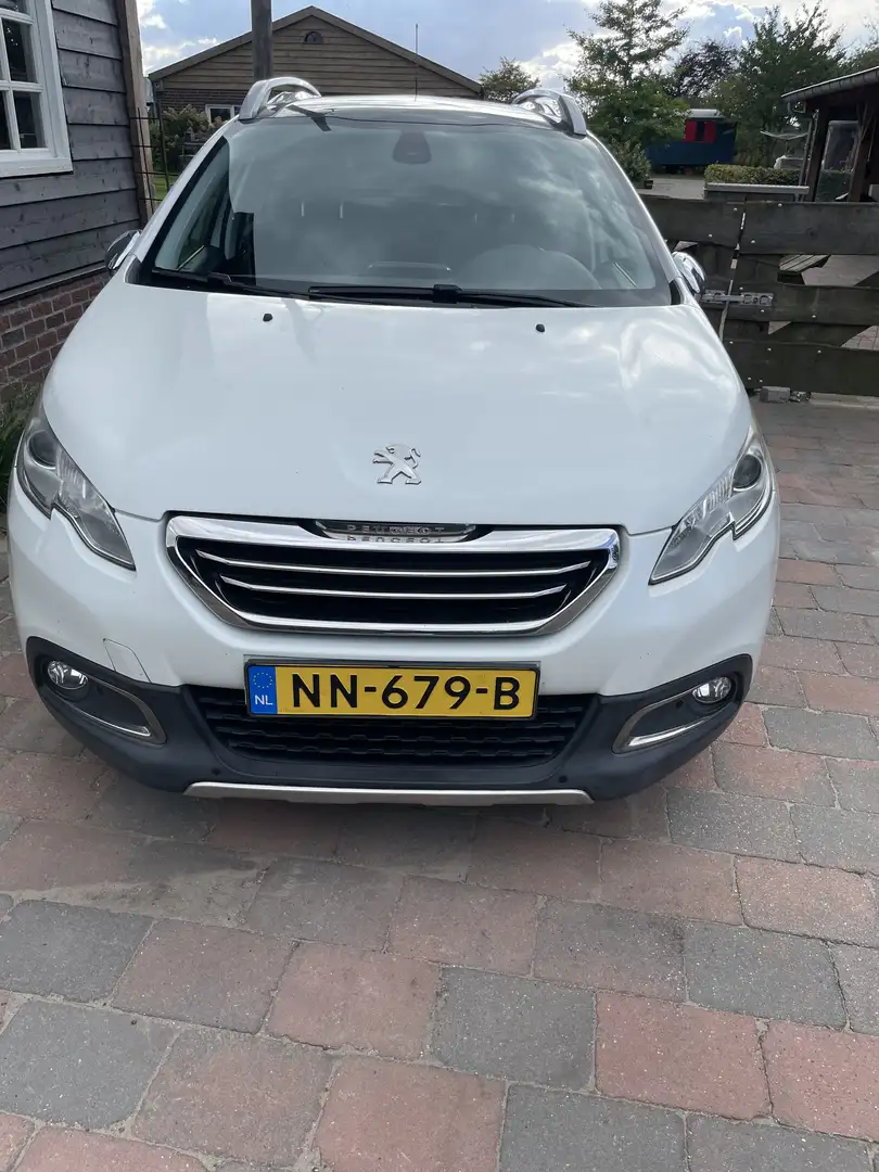 Peugeot 2008 1.2 PureTech Allure Wit - 2