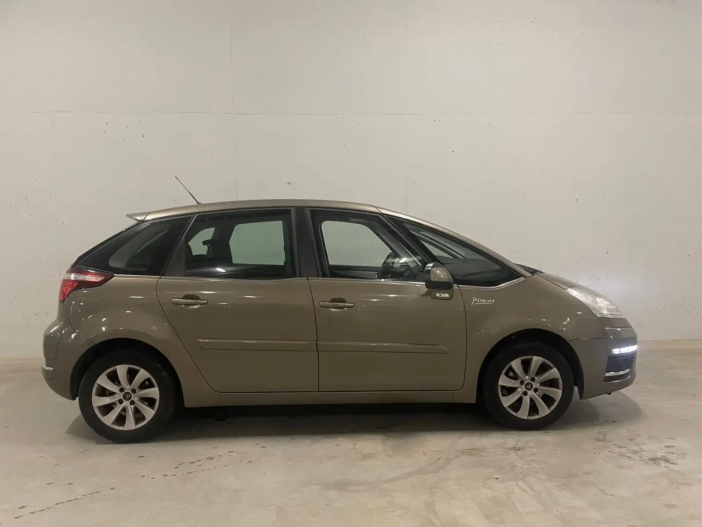 Citroen C4 Picasso 1.6 VTi Collection Trekhaak Navi Bruin - 1