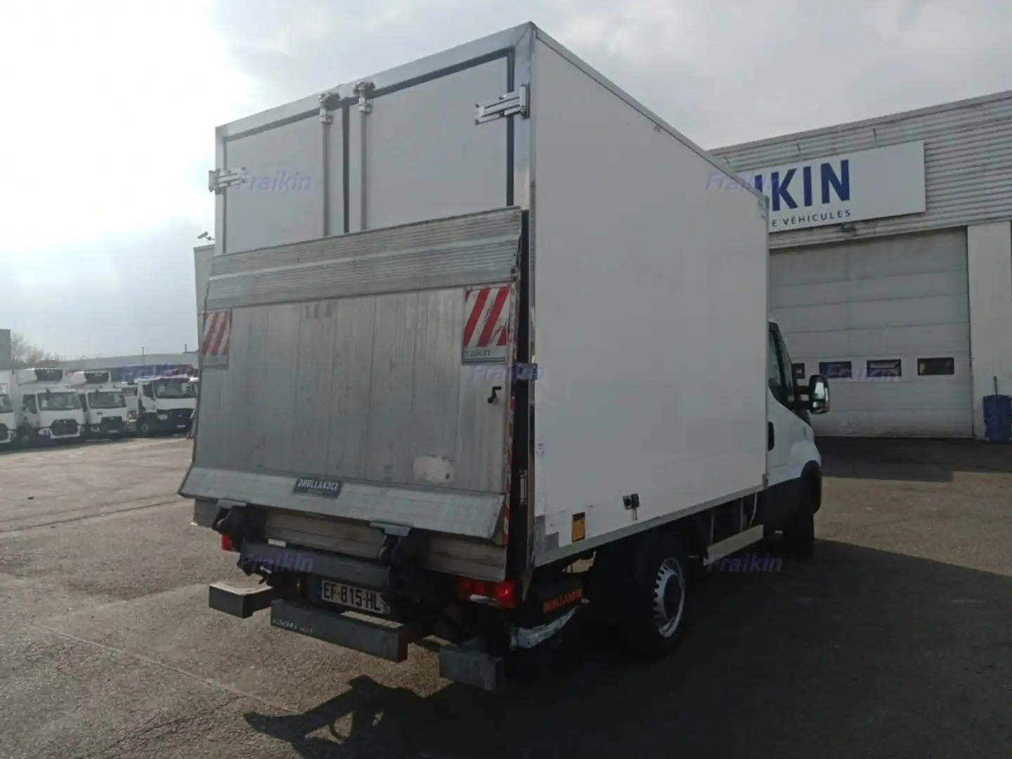 Iveco Daily Furgón 35S13 V 3520L H3 13.4 126 Blanc - 2