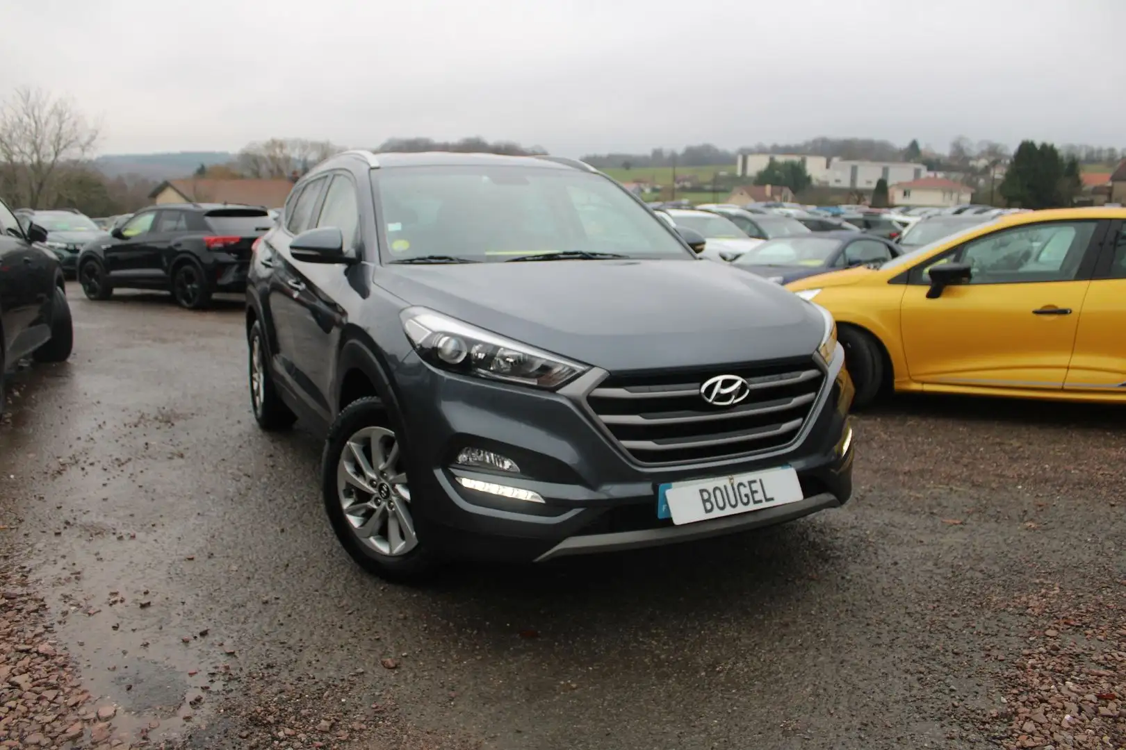 Hyundai TUCSON INTUITIVE 1L7 CRDI 115 CV GPS 3D CAMÉRA USB JA 17 BLUETOOTH RÉGULATEUR PK HIVER Grau - 1