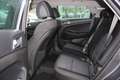 Hyundai TUCSON INTUITIVE 1L7 CRDI 115 CV GPS 3D CAMÉRA USB JA 17 BLUETOOTH RÉGULATEUR PK HIVER Grau - thumbnail 9