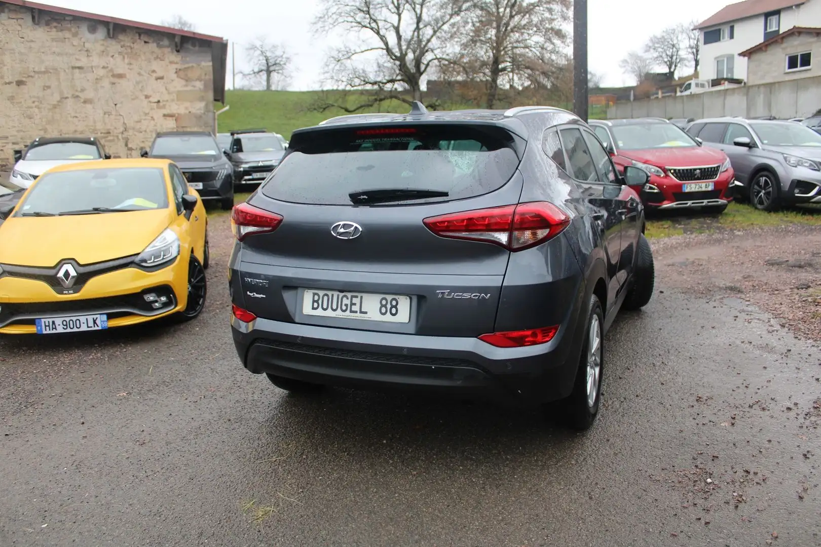 Hyundai TUCSON INTUITIVE 1L7 CRDI 115 CV GPS 3D CAMÉRA USB JA 17 BLUETOOTH RÉGULATEUR PK HIVER Grau - 2