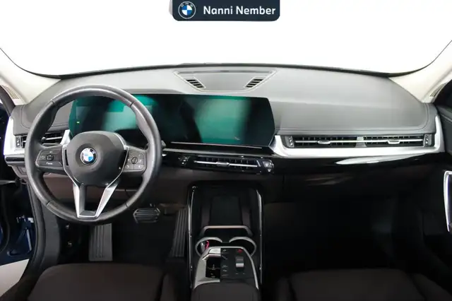 BMW X1 view 10