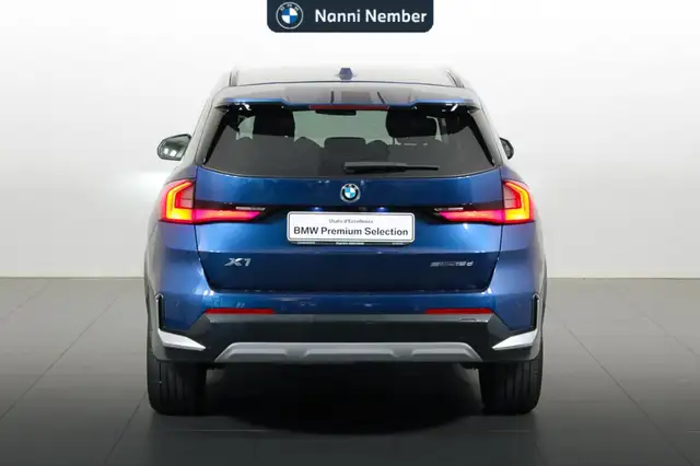 BMW X1 view 4