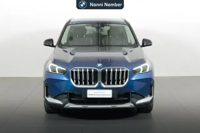 BMW X1 view 2