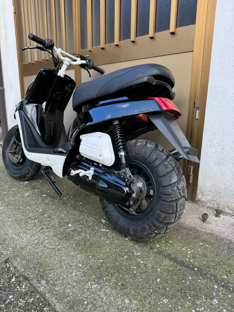 Yamaha BWs Fekete - 1