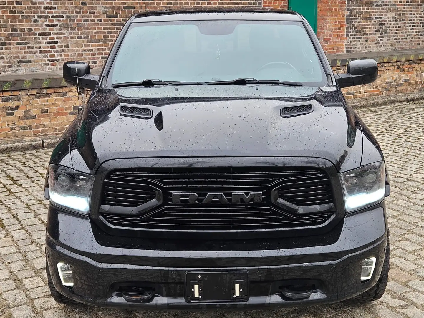 Dodge RAM Limited , 4x4 ,5.7 Hemi,Crew Cab, Schwarz - 2