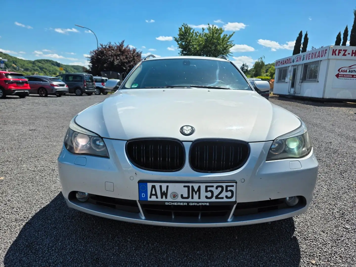 BMW 525 Baureihe 5 Touring 525i Stříbrná - 2