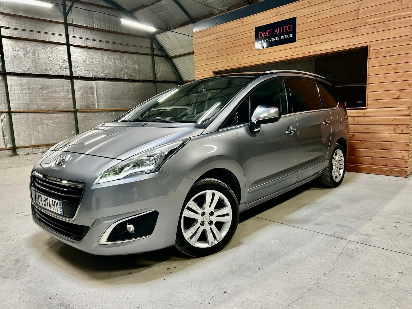 Peugeot 5008 1.6 HDi 115ch FAP BVM6 Allure 7pl - 2