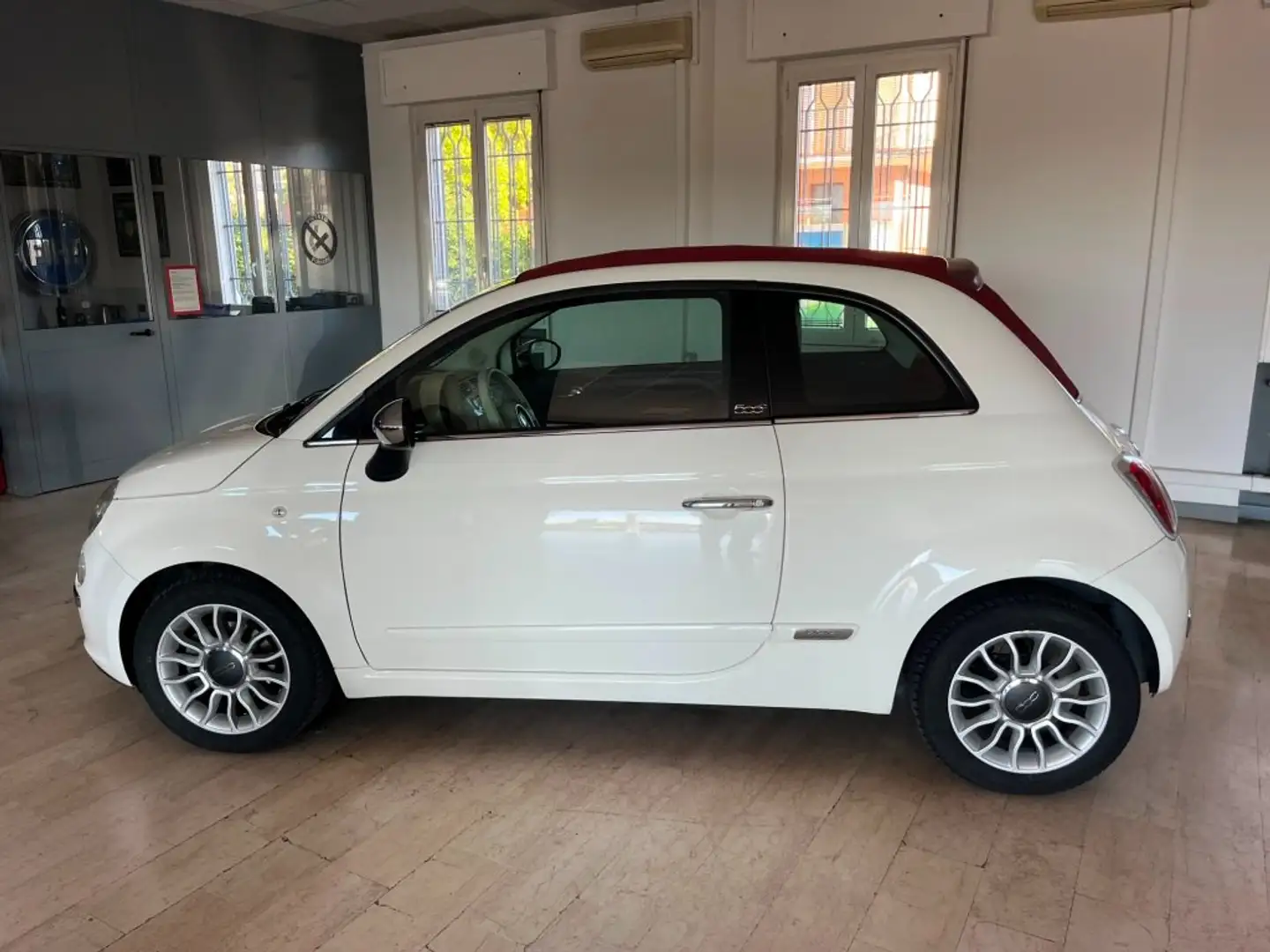 Fiat 500C Cabrio 1.3 M-jet Interno in Pelle Bianco - 2