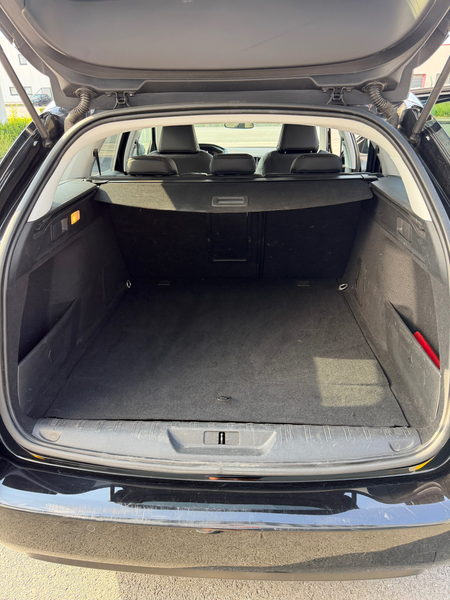 Peugeot 308 308 SW 1.5 BlueHDi Roadtrip S — photo 7