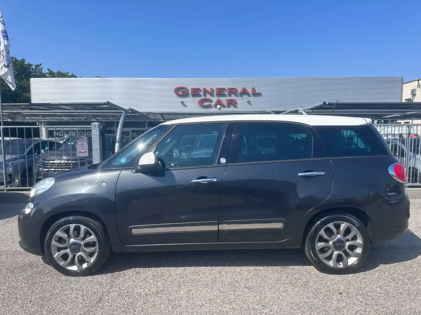 Fiat 500L Living 1.6 Multijet 120 CV Business Gris - 1