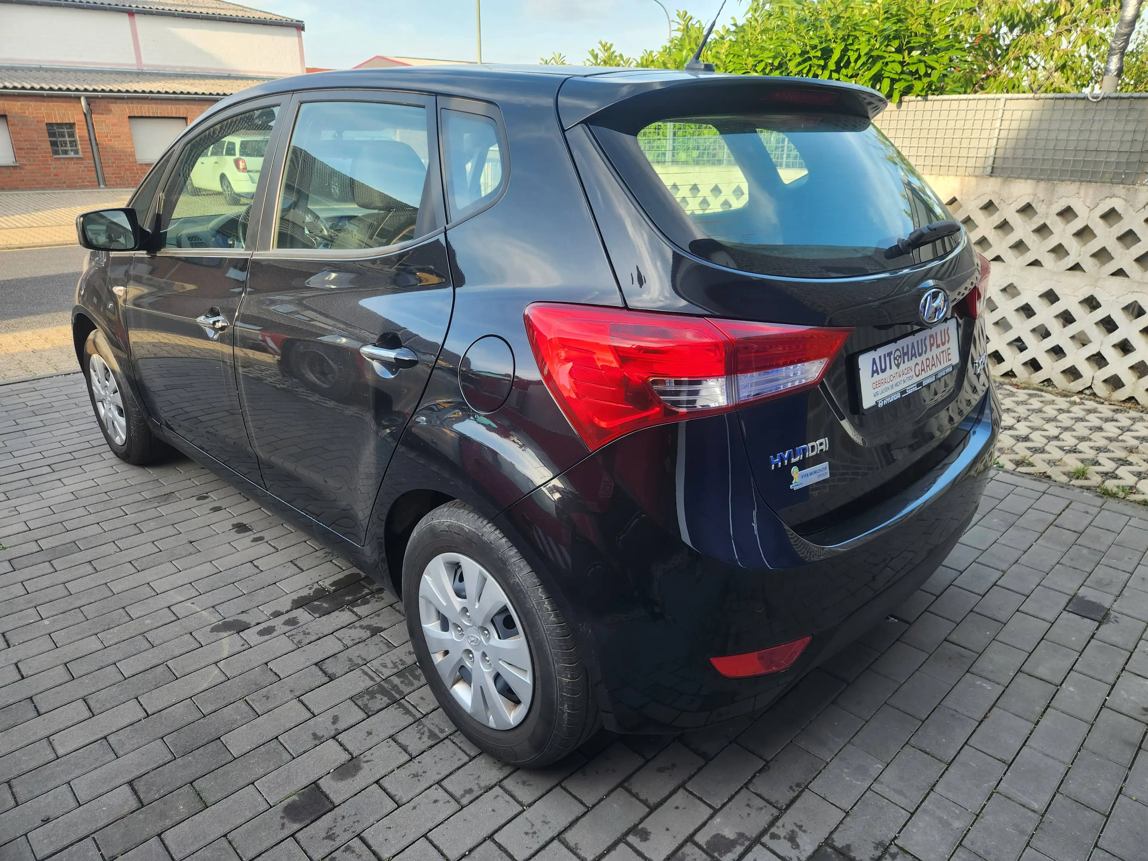 Hyundai iX20 FIFA world Cup Edition HU NEU! Klima SHZ 1.Hand — photo 3