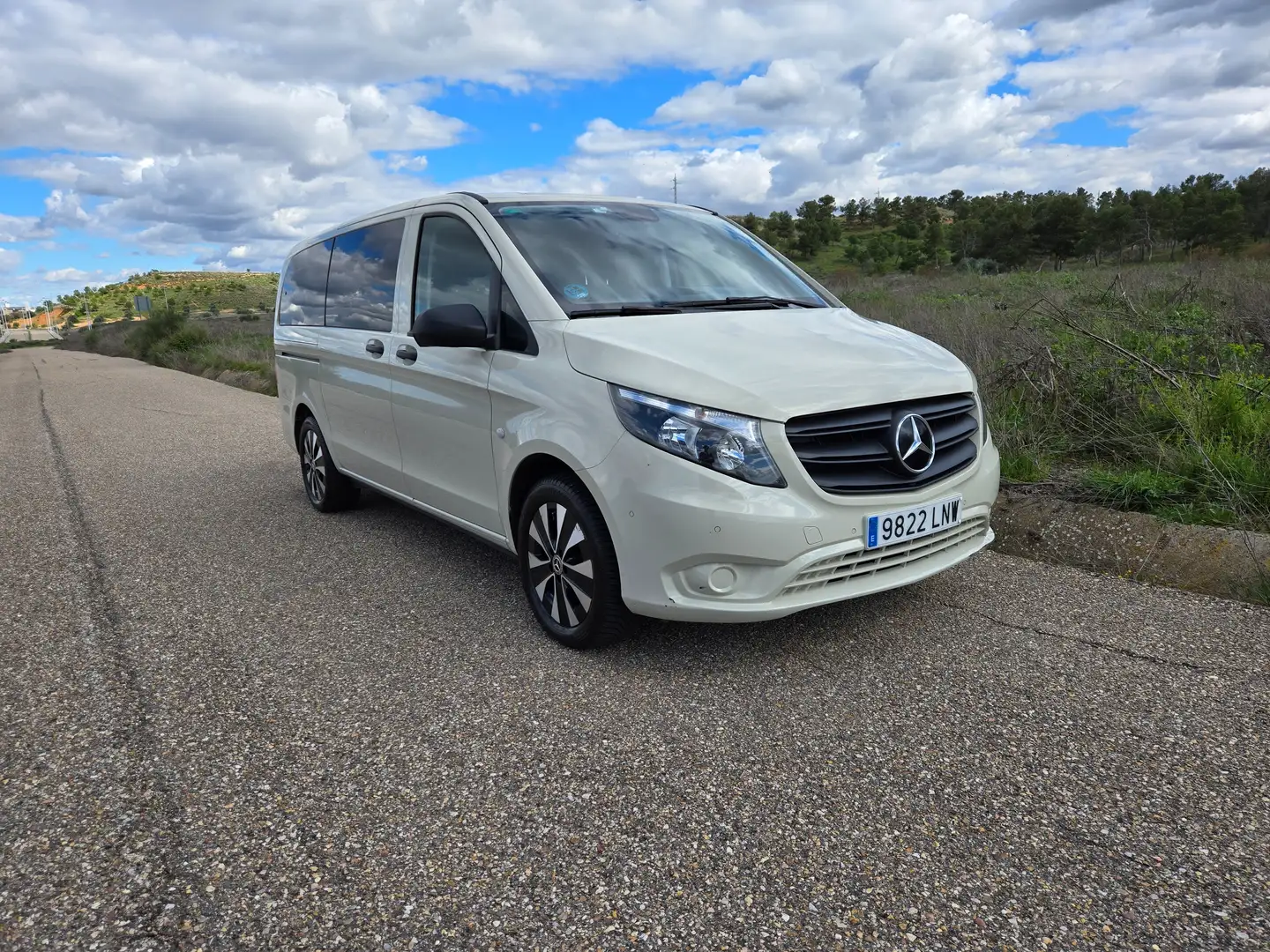 Mercedes-Benz Vito Vito Tourer Select Larga 119 CDI 4X4 Beige - 1