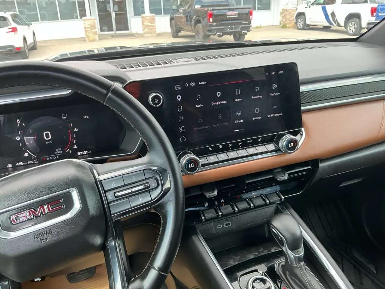 GMC Canyon photo GMC Canyon