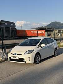 1,8 VVT-i Hybrid Premium 12