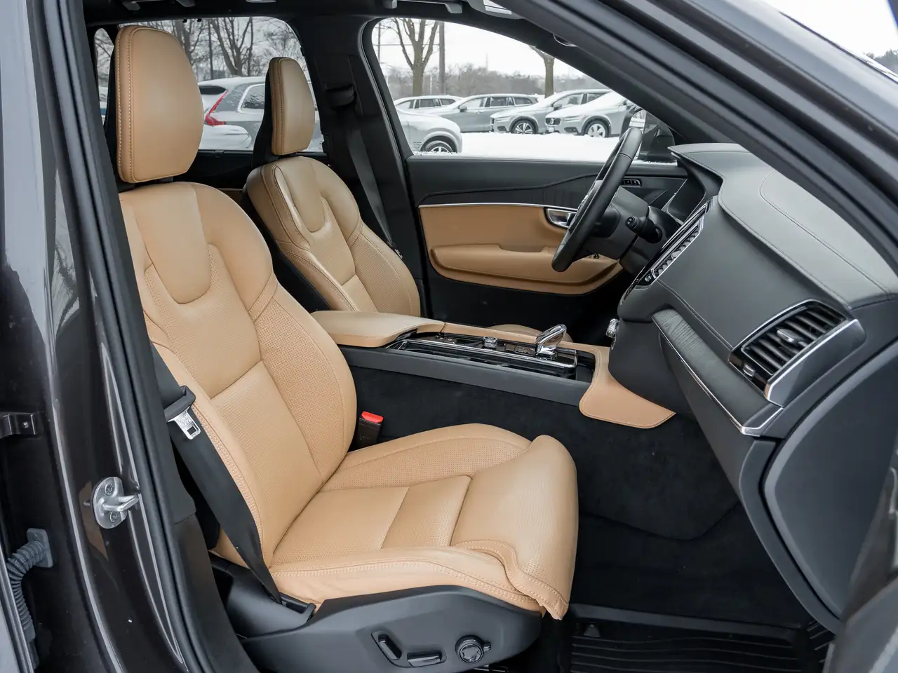 Volvo XC90 снимка Volvo XC90