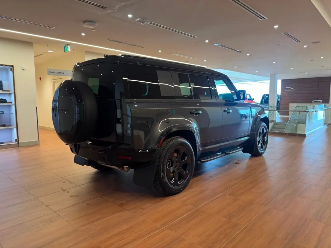 Land Rover Defender снимка Land Rover Defender
