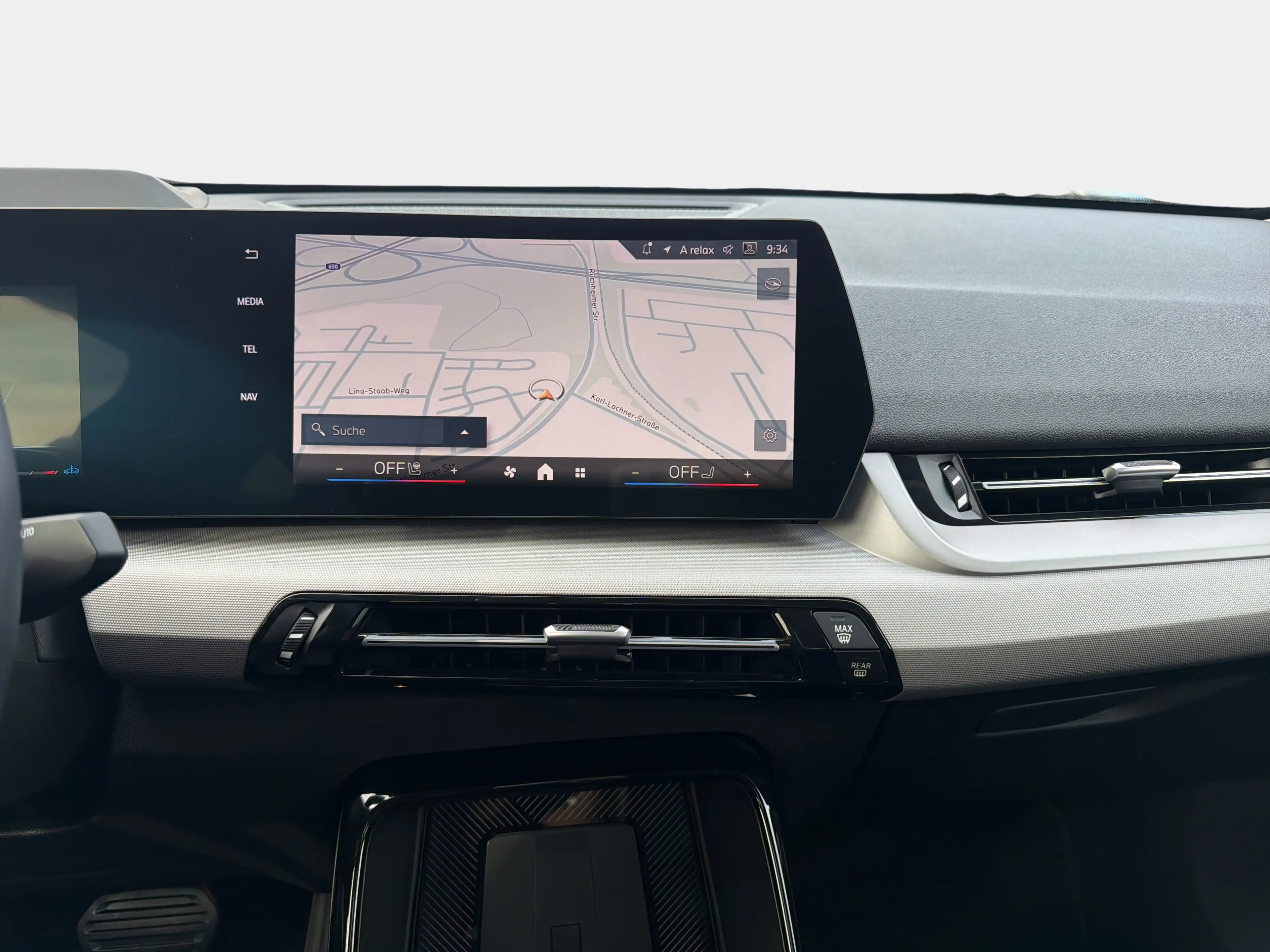 BMW X2 sDrive20i — photo 15