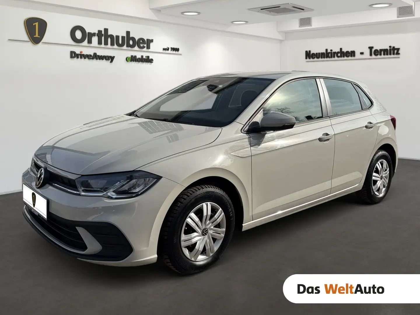 Volkswagen Polo VI Basis Grau - 1