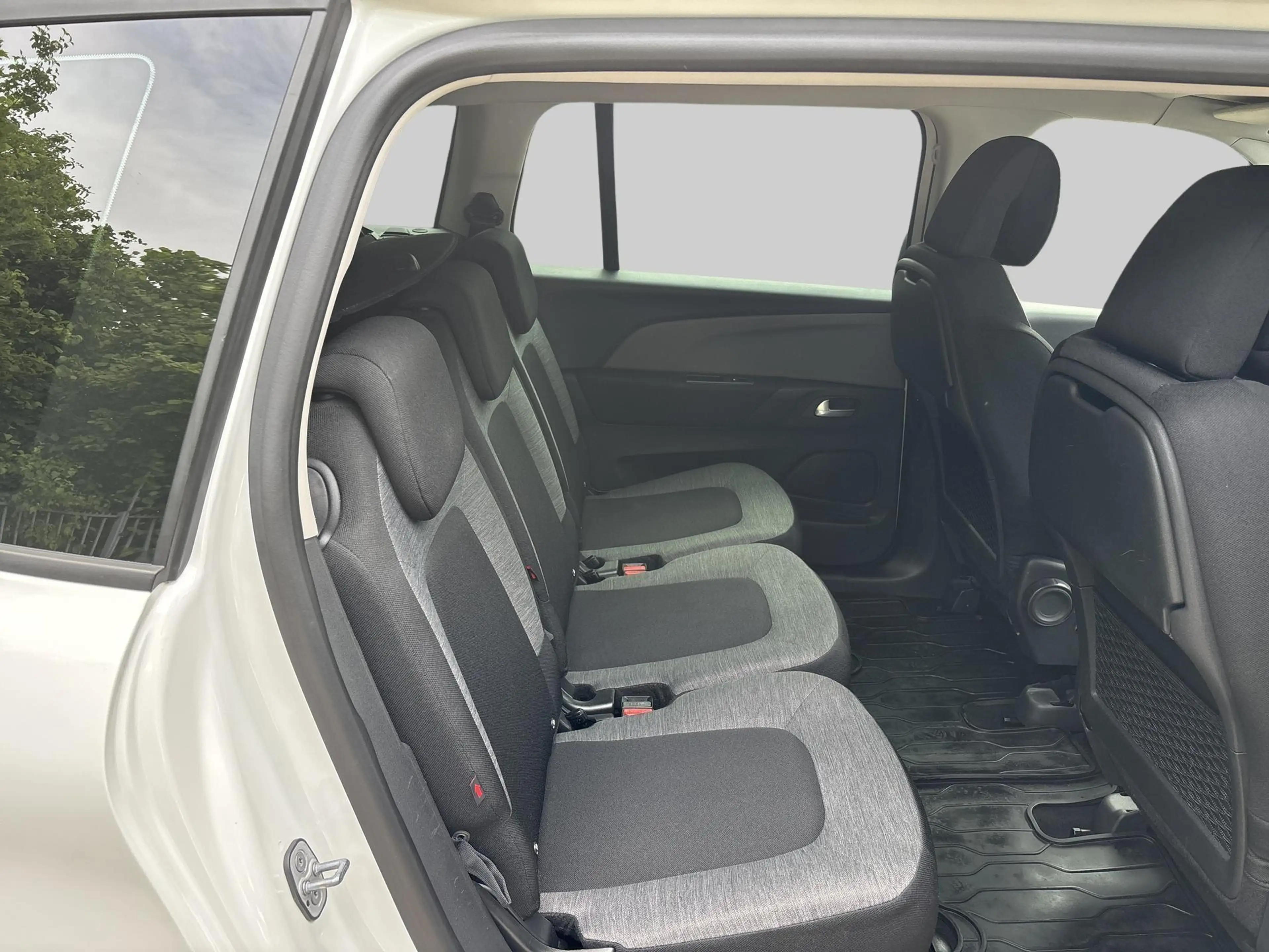 Citroen Grand C4 SpaceTourer | Business | Automaat | 7 Zitplaatsen | Trekhaak | — photo 14