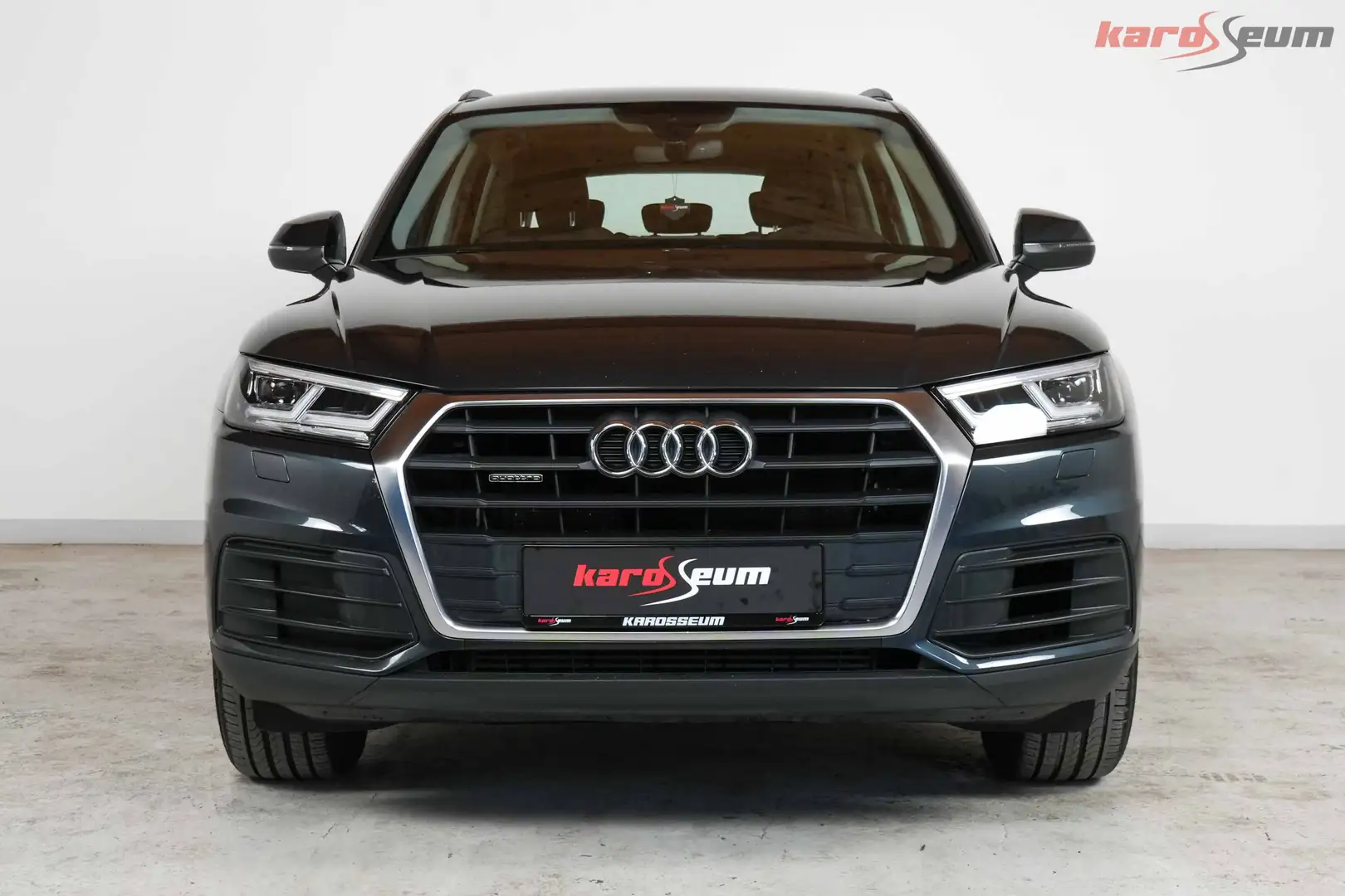 Audi QUATTRO Q5 50 TDI | V6 - 286PS | Quattro | Matrix | AHK Grau - 2