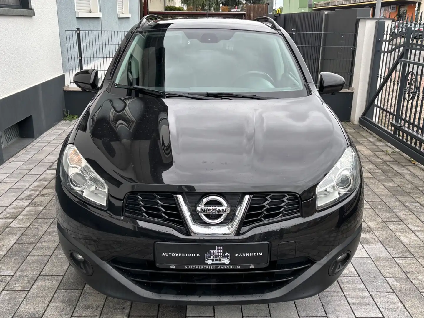 Nissan Qashqai 360 KAMERA/PANORAMA/NAVI/MFL Schwarz - 2