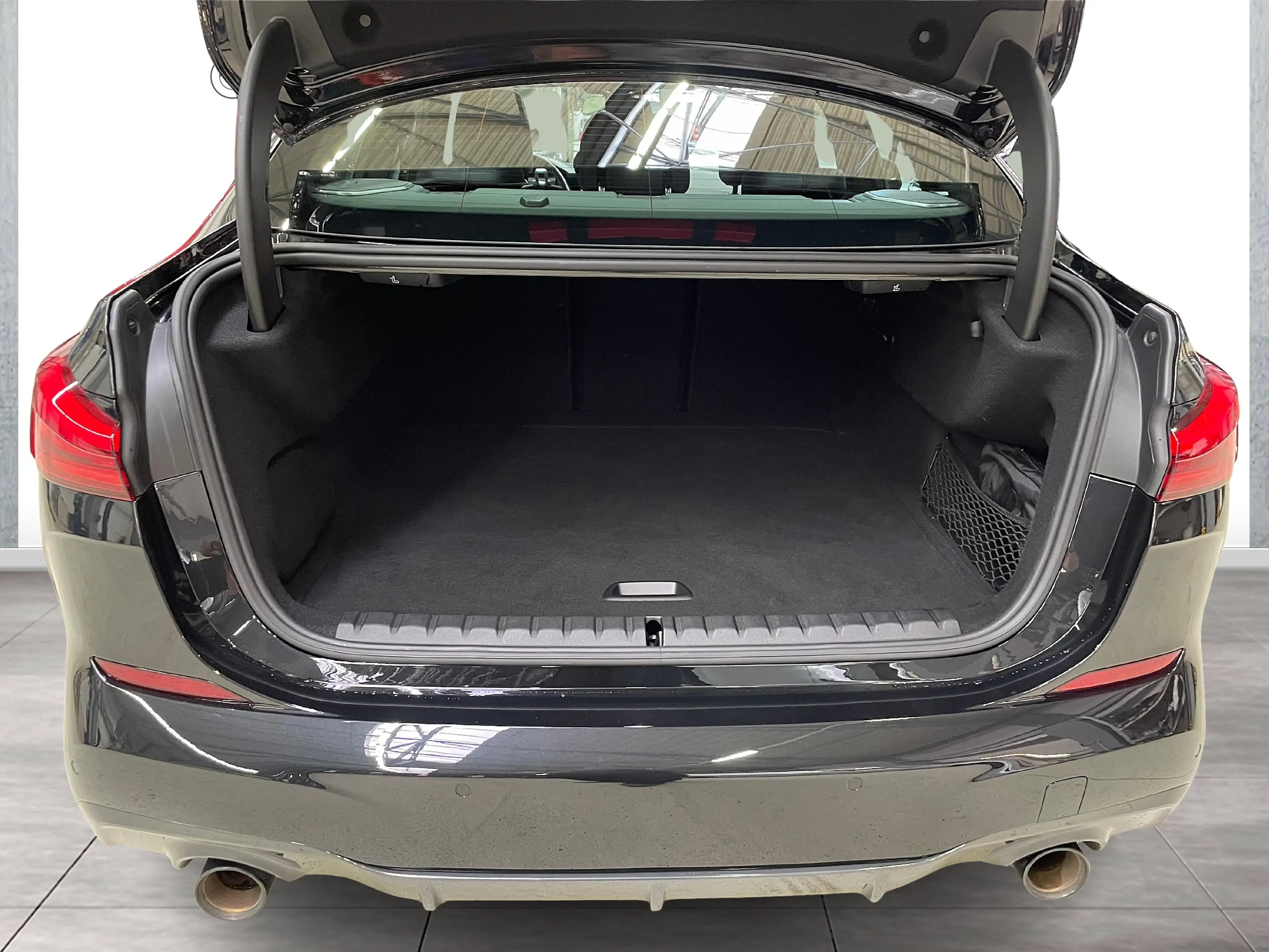 BMW 220 i Gran Coupé — photo 11
