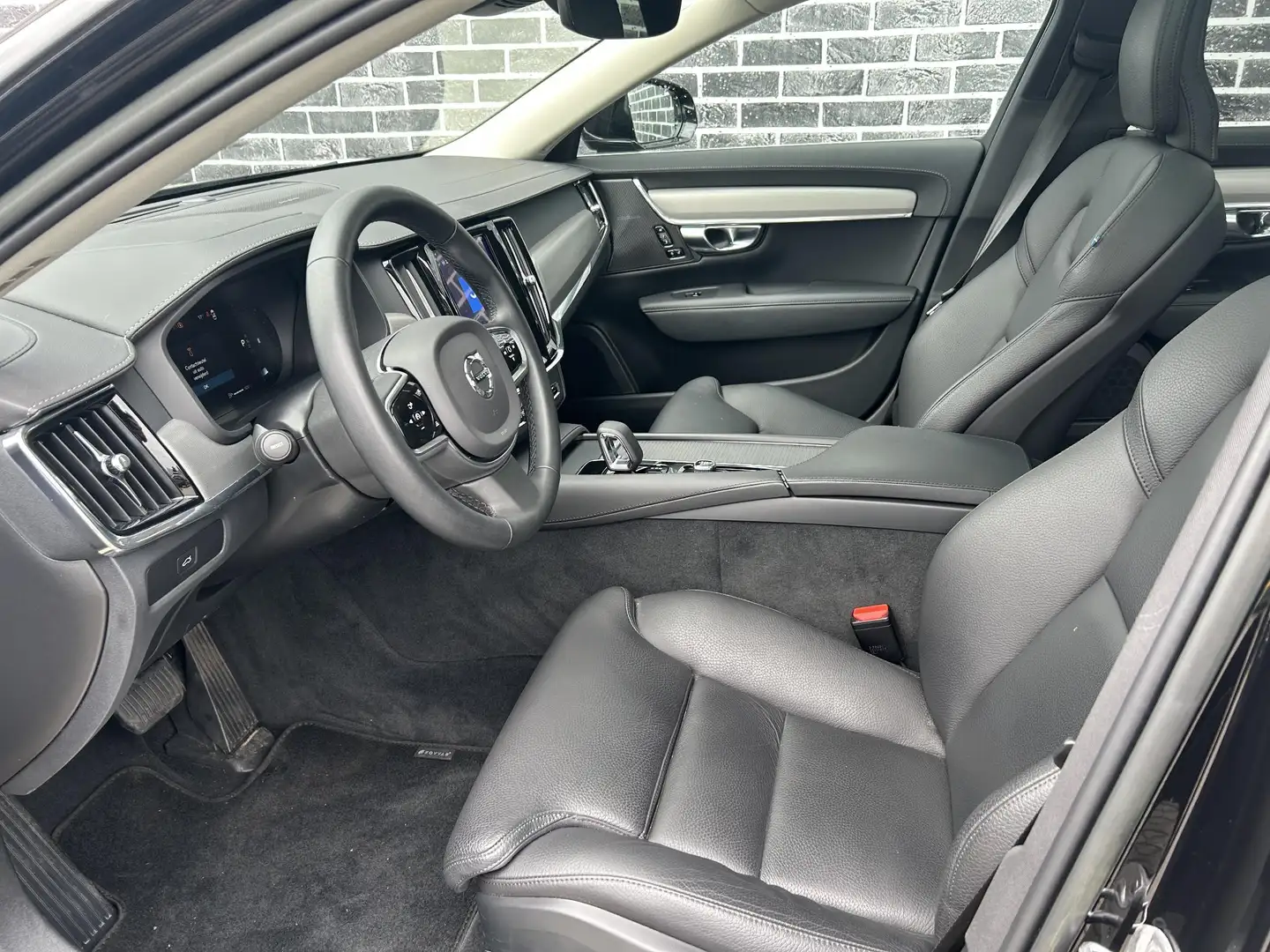 Volvo V90 B4 Plus Bright | Google Navigatie | 360gr Parkeerc Zwart - 2