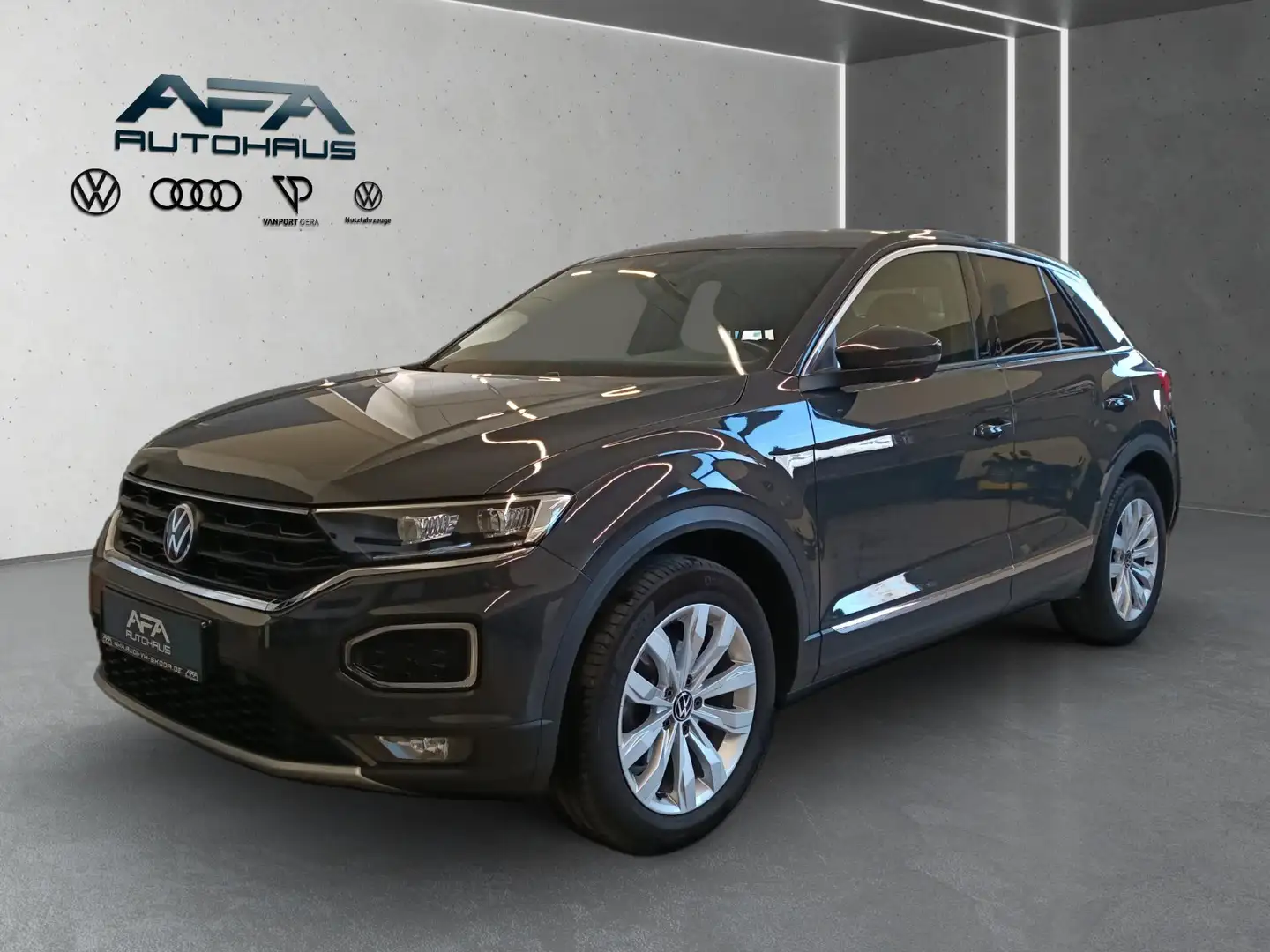 Volkswagen T-Roc 1.5 TSI Sport DSG Navi*LED*ACC*SHZ*DAB+ Grijs - 2