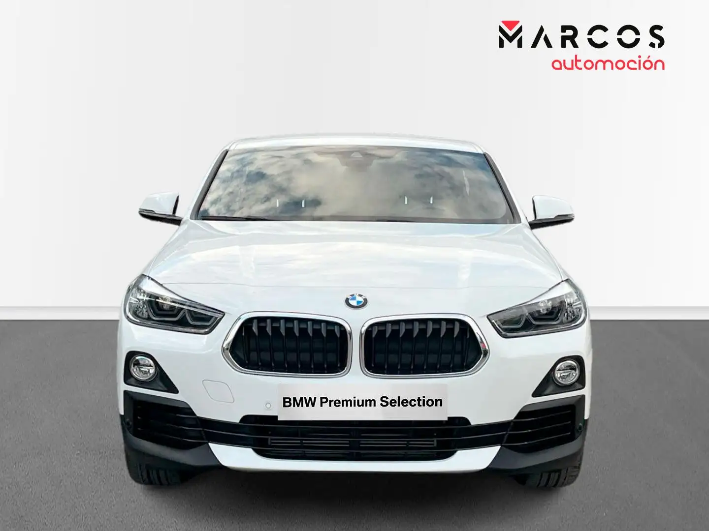 BMW X2 sDrive 18i Blanc - 2
