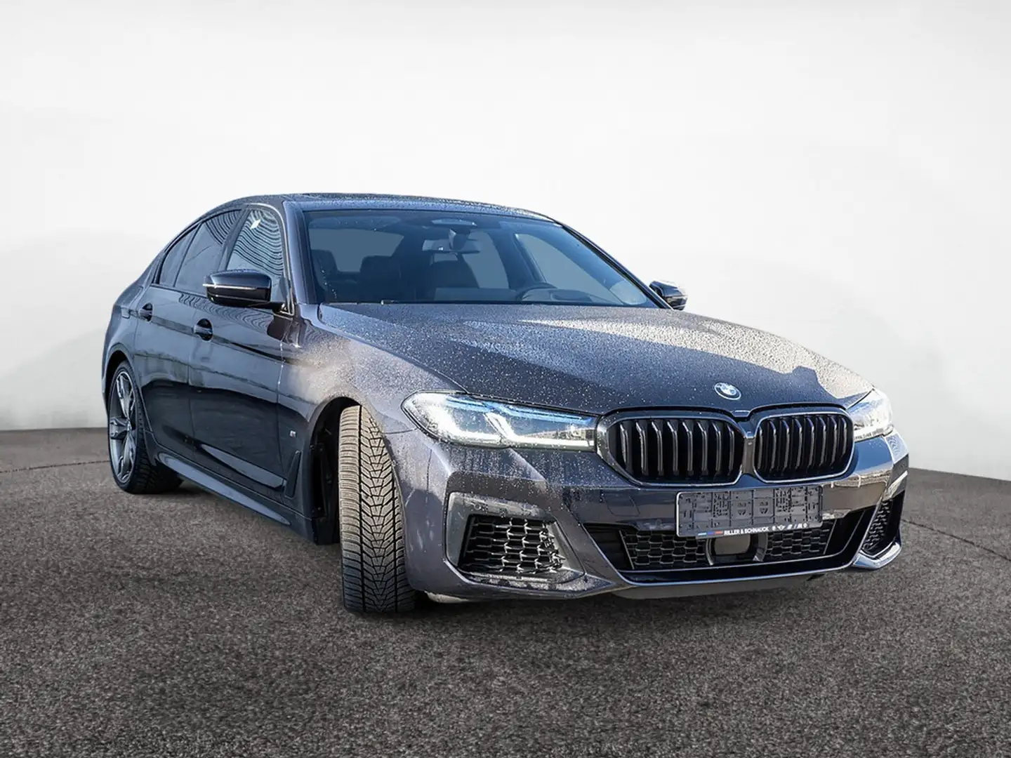 BMW M550 i xDrive STANDHZ+360°+LASER+AKTIVLENK+H/K Schwarz - 2