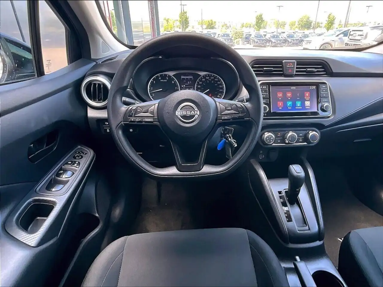Nissan Versa fotografie Nissan Versa