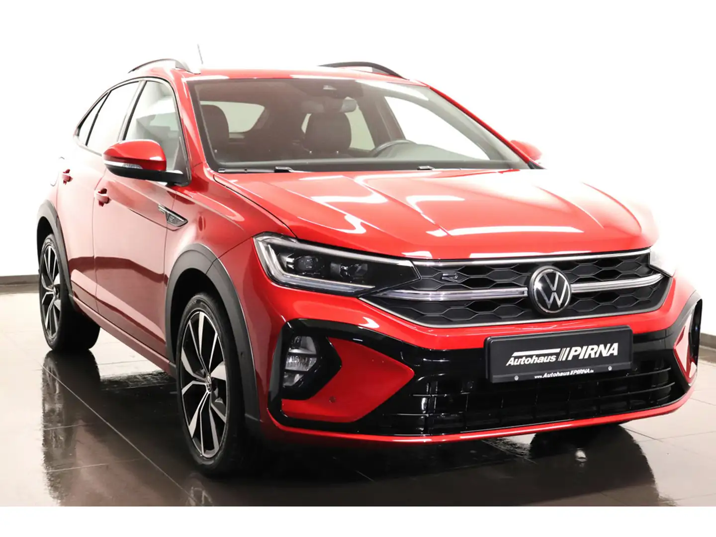 Volkswagen Taigo 1.5 TSI R-Line Matrix NAVI Rot - 2