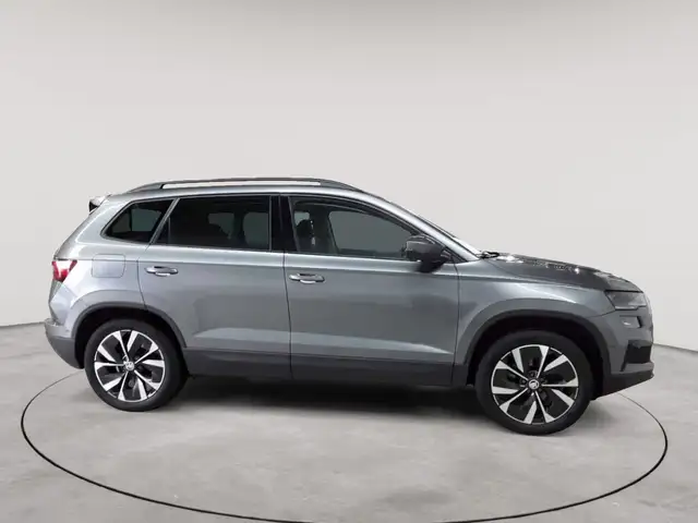 Skoda Karoq view 3