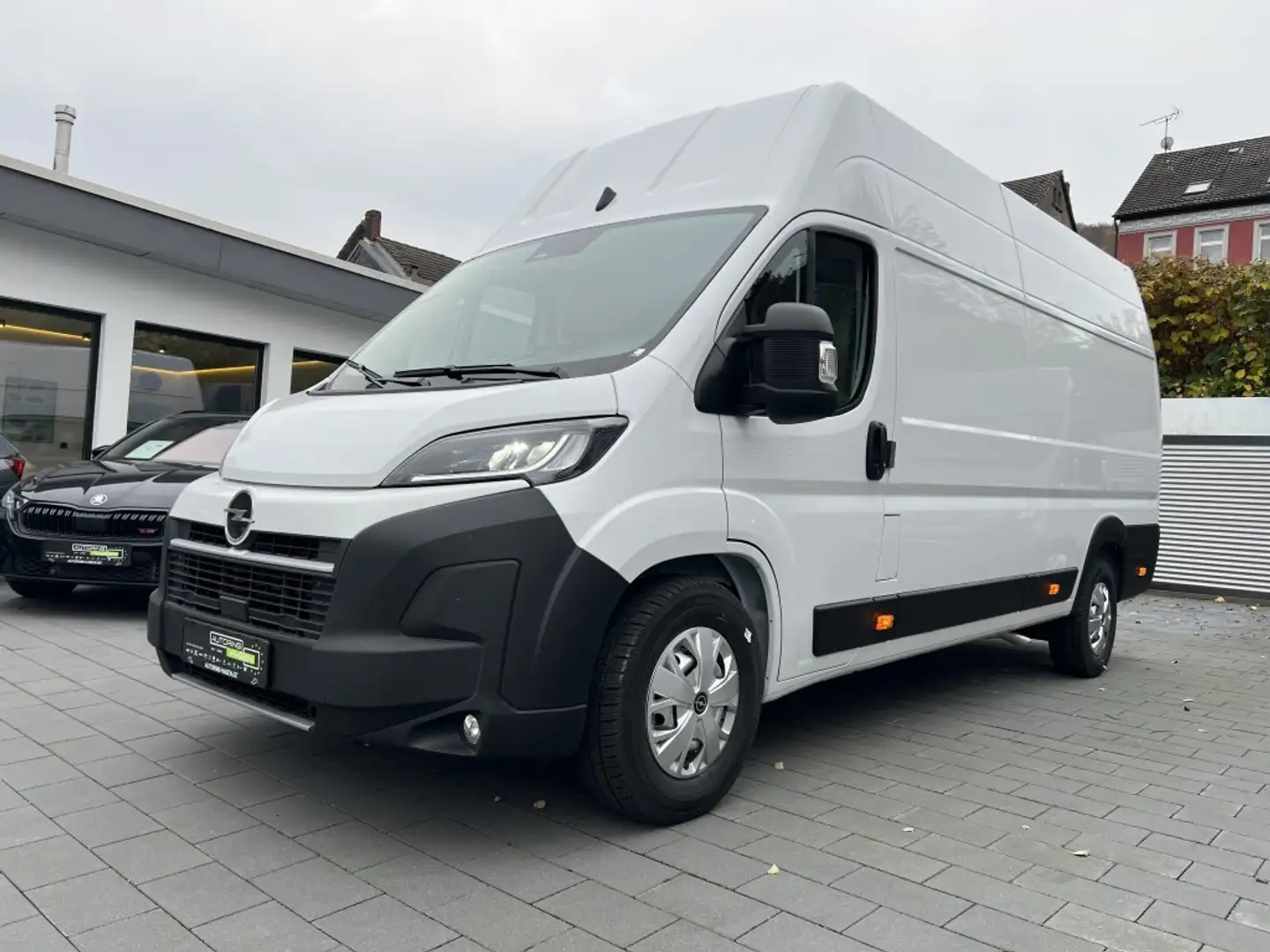 Opel Movano 180 L4H3 Maxi Automatik Extra Hoch+Lang Weiß - 1
