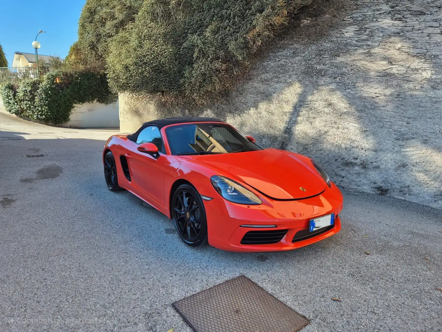 Porsche 718 Oranje - 1