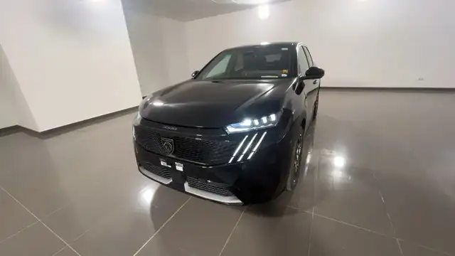 Peugeot 3008 main image