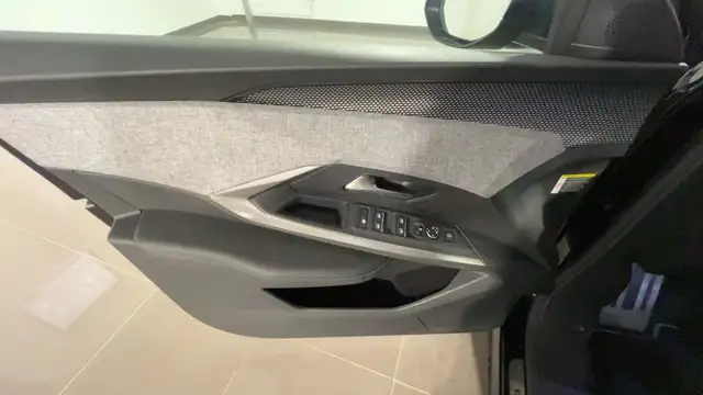 Peugeot 3008 view 17