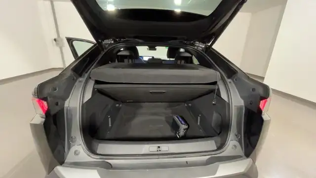 Peugeot 3008 view 19