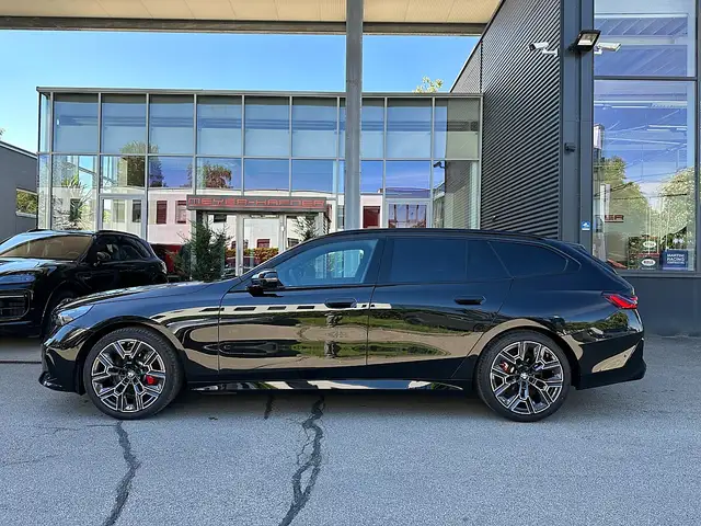 BMW 520 i Touring M-Sportpaket PRO Aut. / Iconic Glow /... Ansicht 6
