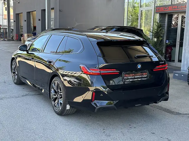 BMW 520 i Touring M-Sportpaket PRO Aut. / Iconic Glow /... Ansicht 7